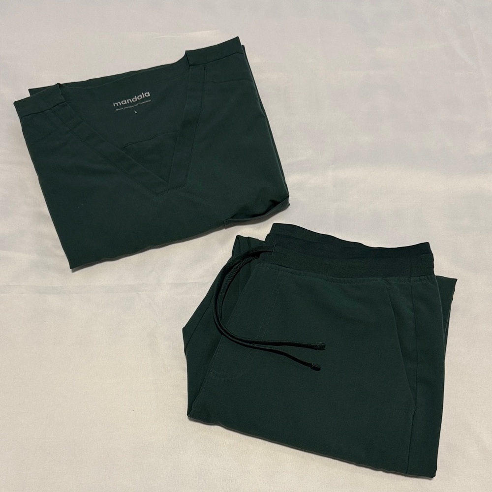 Mandala scrubs set